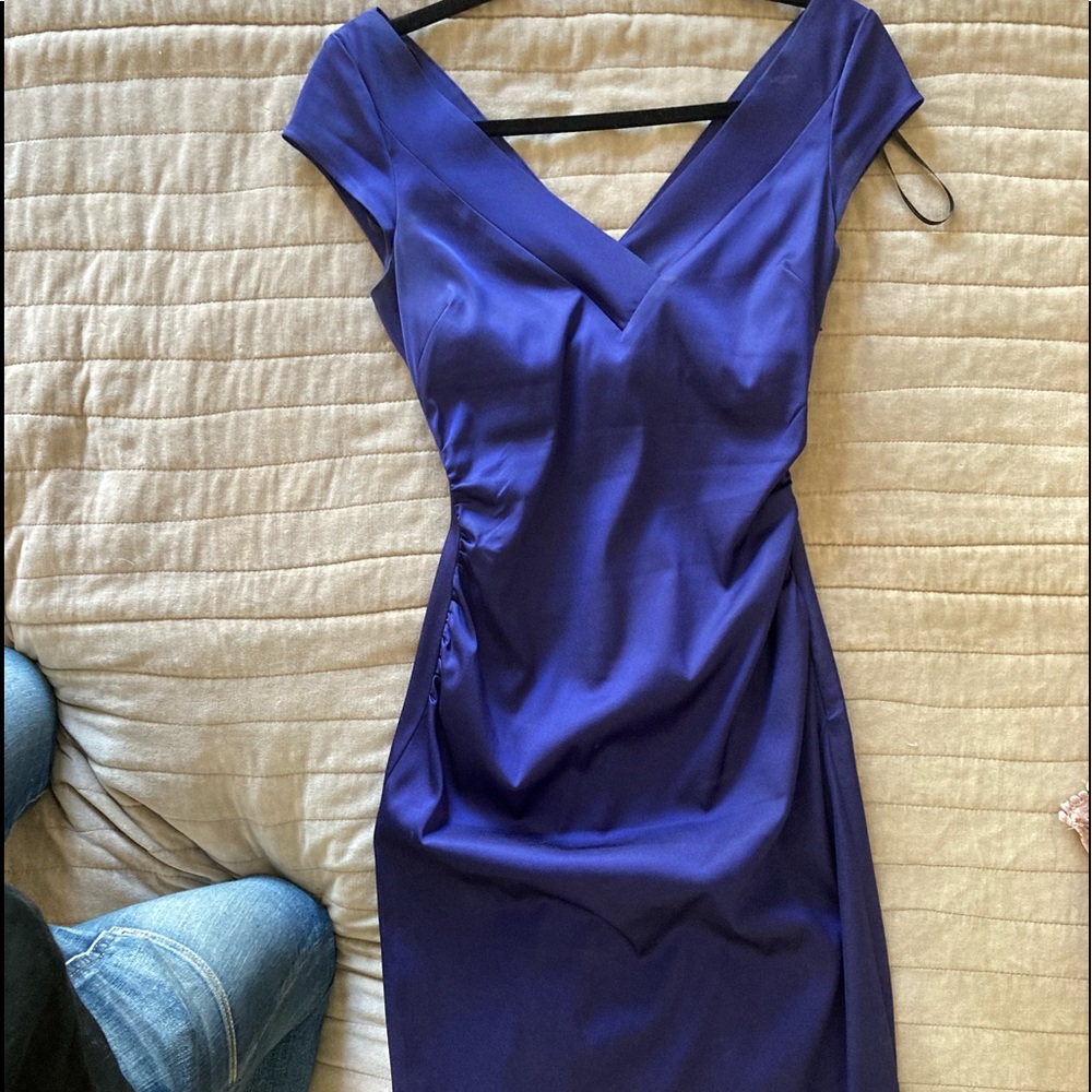 VEUC Maggy London Dress, Size 4